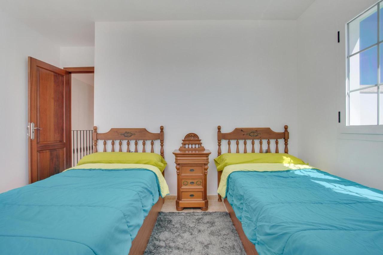 Casa Oasis Villa ติอาส ภายนอก รูปภาพ